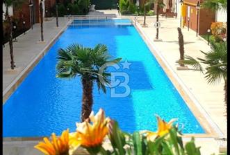 Menemen Ulukent de havuzlu 3+1  daire