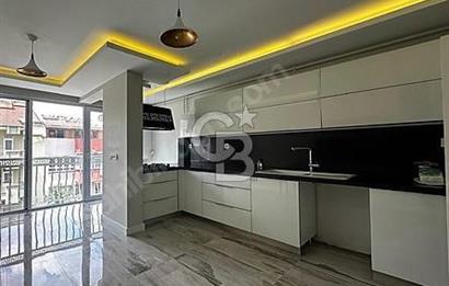 MALTEPE DE ŞEHİT BAHADIR DEMİR CADDESİNDE LÜKS DUBLEKS DAİRE