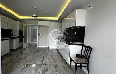 MALTEPE DE ŞEHİT BAHADIR DEMİR CADDESİNDE LÜKS DUBLEKS DAİRE