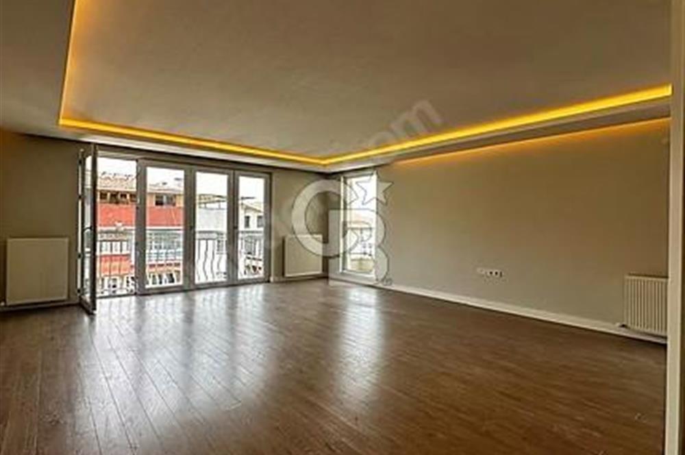 MALTEPE DE ŞEHİT BAHADIR DEMİR CADDESİNDE LÜKS DUBLEKS DAİRE