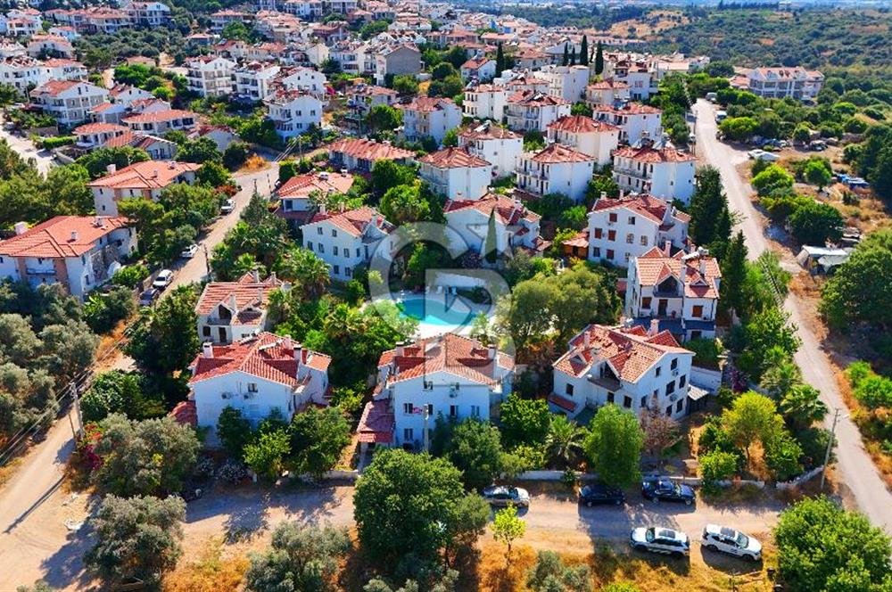 DATÇA MERKEZ – YELKEN SİTESİNDE HAVUZLU MÜSTAKİL 4+1 VİLLA