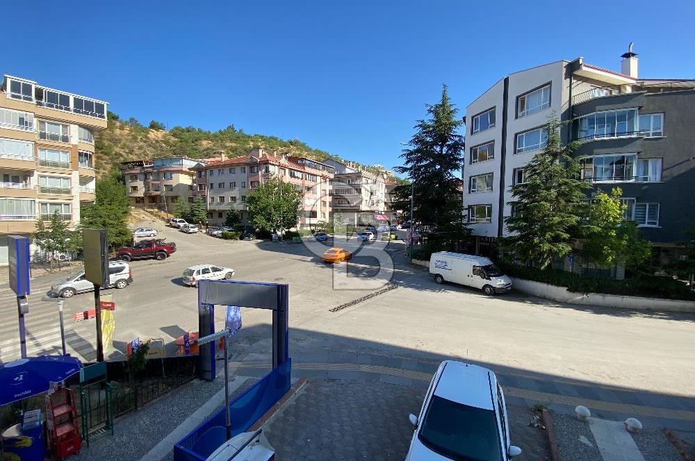 Çankaya Aşıkpaşa Mahallesinde Köşe Konumlu, Yüksek Giriş, 3+1 Geniş Daire! Yatırımlık Fırsat