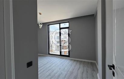 Deniz Manzaralı Geniş Kullanım Alanına Sahip 3+1 / 0 Daire