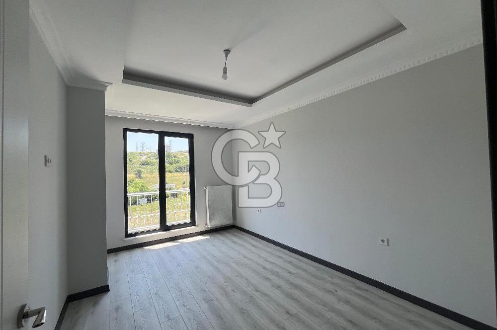 Hadımköy Merkez'de Sıfır, Şık Dizaynlı 4+1 Dubleks Daire!