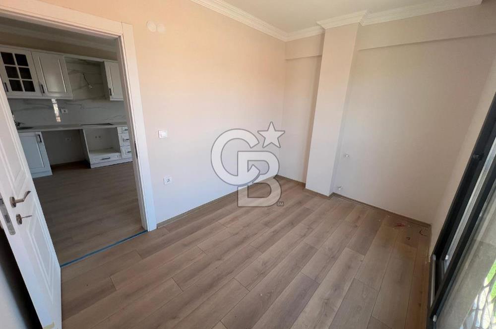 Foça Yenibağarasında Kiralık 1+1 Daire