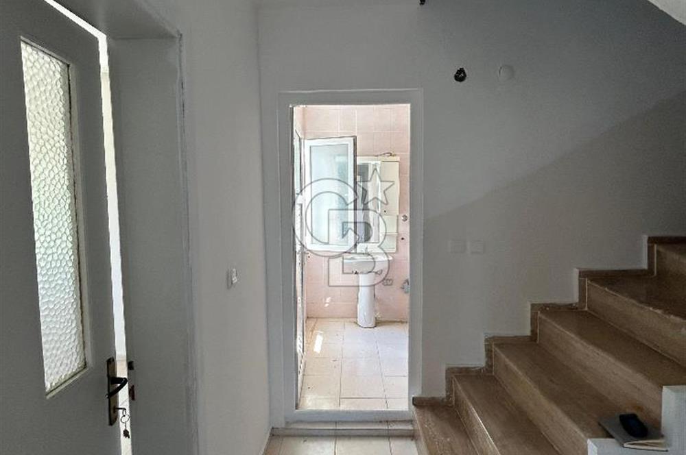DATÇA MERKEZ – YELKEN SİTESİNDE HAVUZLU MÜSTAKİL 4+1 VİLLA