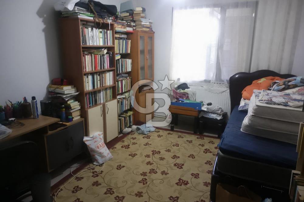 CB İYA GAYRİMENKUL' DEN KARŞIYAKA ŞEMİKLERDE SATILIK 1+1 DAİRE