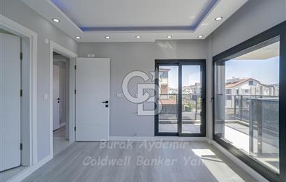  Dikili Cumhuriyet Mahallesi’nde 6+1 Müstakil Tripleks Villa – 300 m² Arsa Paylı, Otoparklı, 3 Teraslı