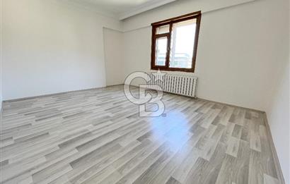 MALTEPE BAĞLARBAŞI DENİZ MANZARALI SATILIK 3+1 DAİRE