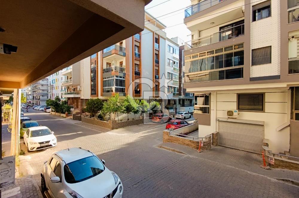 Karşıyaka Dedebaşı Satılık Yüksek Giriş Geniş Daire