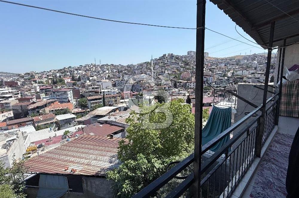 Karabağlar Yunus Emre'de 2+1 Satılık Fırsat Daire