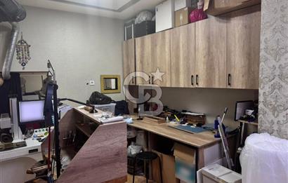 Üsküdar Kuyumcular Çarşısı'nda Satılık Net 24 m² Dükkan