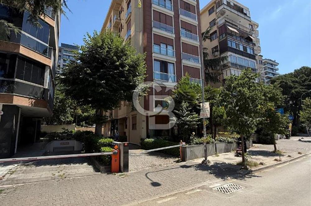 KADIKÖY SUADİYE MARMARAY KARŞISI YENİ BİNA 2+1 SATILIK DAİRE
