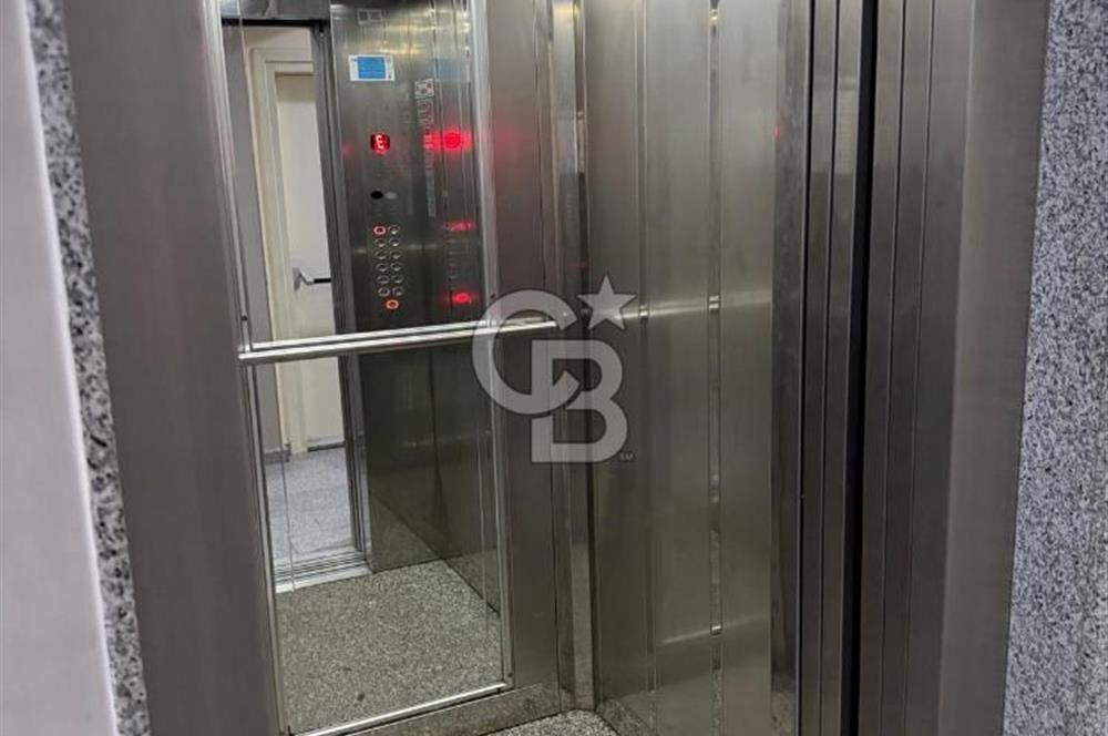 KADIKÖY SUADİYE MARMARAY KARŞISI YENİ BİNA 2+1 SATILIK DAİRE