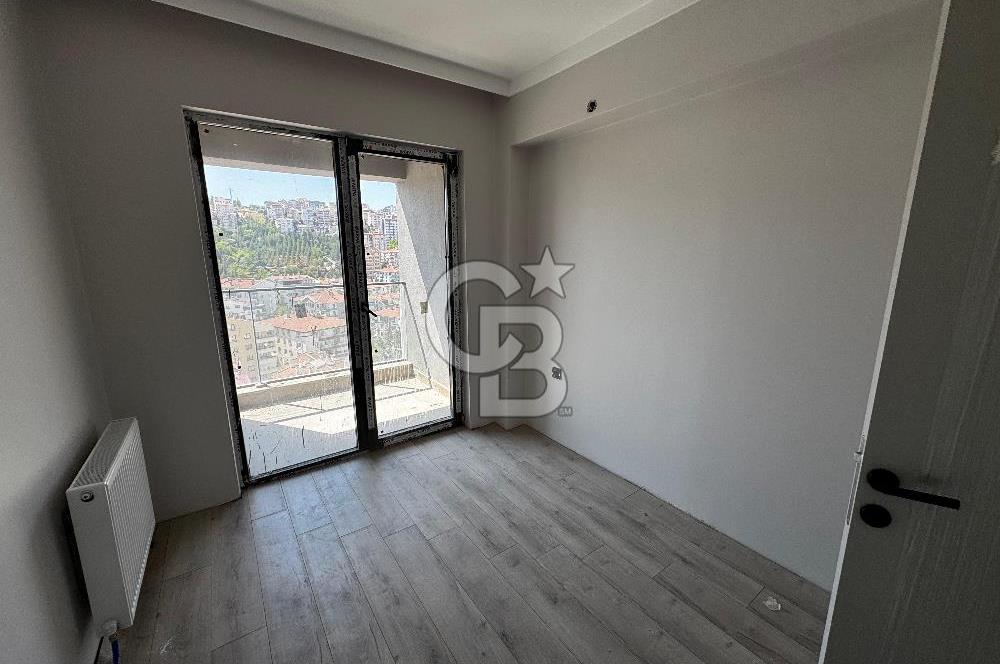 ATAKULE'YE CEPHELİ CYRSTAL VADİ SİTESİNDE/10.KAT'TA 2+1 SATILIK