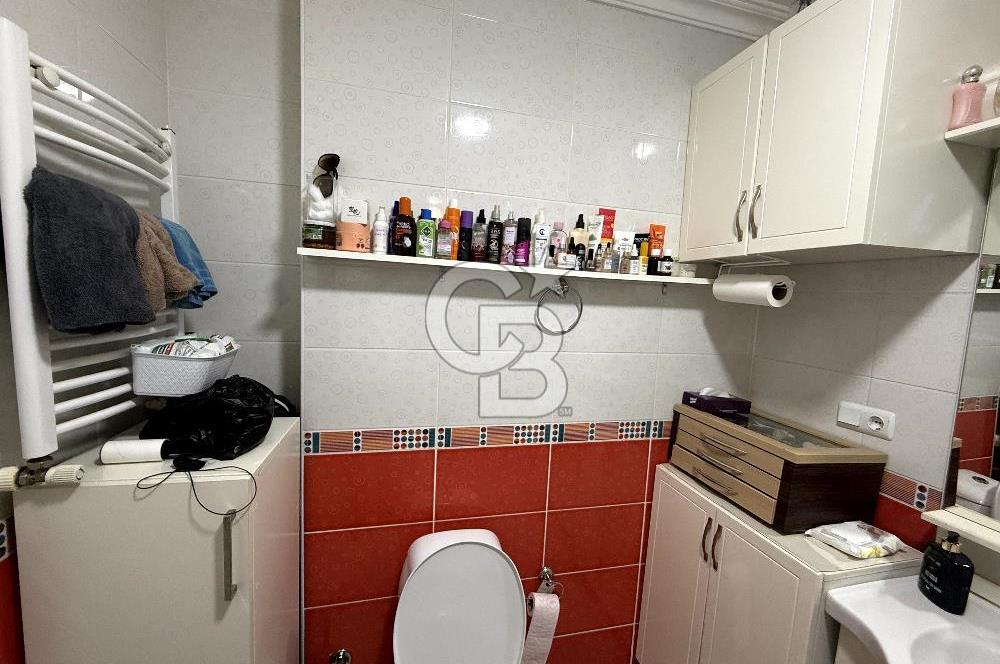 Ümraniye İstiklal Mahallesi nde Satılık 2 + 1 Daire