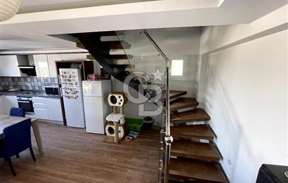 YENİ FOÇA'DA EŞSİZ MANZARALI MÜSTAKİL TRİPLEX VİLLA 