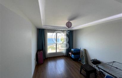 YENİ FOÇA'DA EŞSİZ MANZARALI MÜSTAKİL TRİPLEX VİLLA 