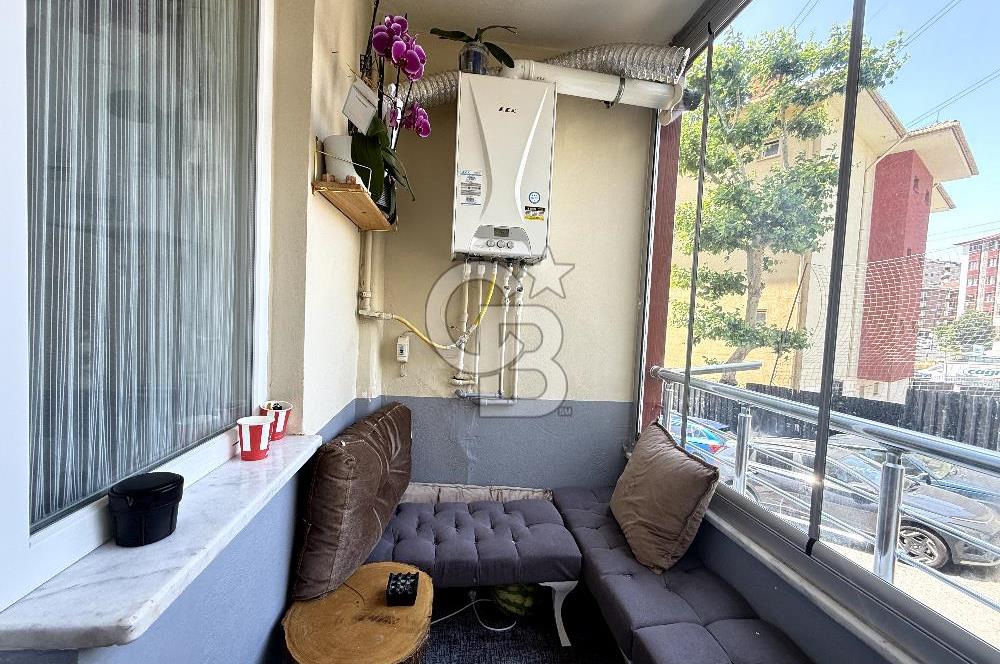 Ümraniye İstiklal Mahallesi nde Satılık 2 + 1 Daire