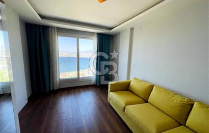 YENİ FOÇA'DA EŞSİZ MANZARALI MÜSTAKİL TRİPLEX VİLLA 