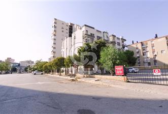 İzmir Bayraklı Soğukkuyu Eşyalı Kiralık 3+1 140 M² Daire