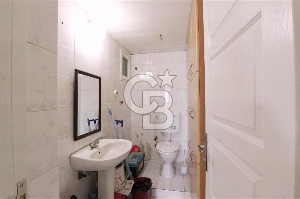 İzmir Bayraklı Soğukkuyu Eşyalı Kiralık 3+1 140 M² Daire