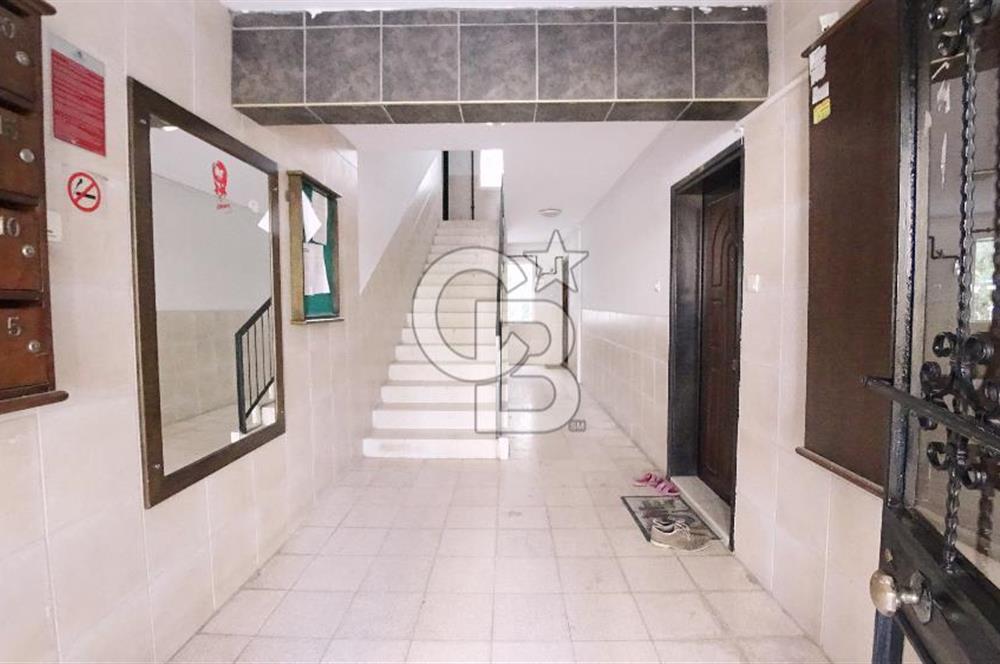 İzmir Bayraklı Soğukkuyu Eşyalı Kiralık 3+1 140 M² Daire