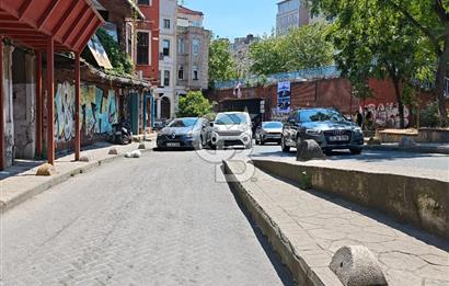 BEYOĞLU KILIÇ ASLAN SOKAKTA 45M2, 1+1, EŞYASIZ KİRALIK DAİRELER