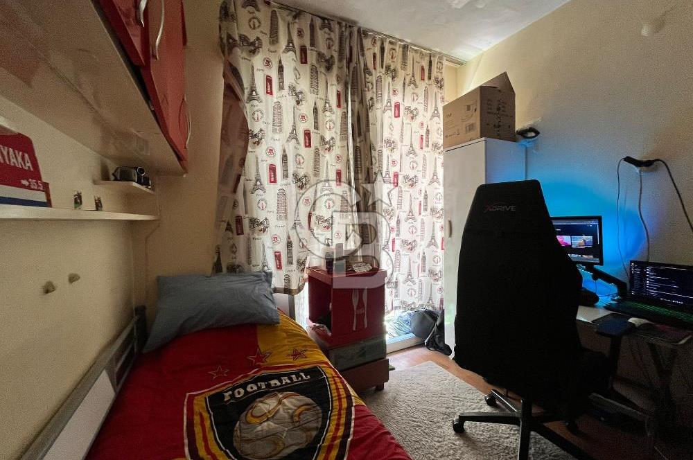 KARŞIYAKA ÇARŞI 4+1 ARAKAT SATILIK DAİRE