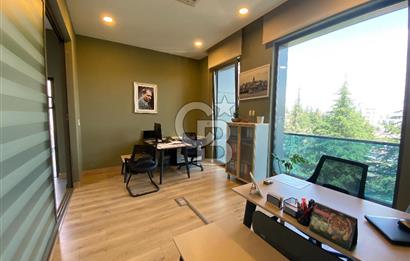 Park Caddesi'nde Prestijli Konumda, Teraslı ve Geniş Kiralık Ofis