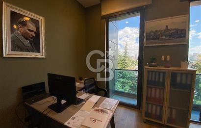 Park Caddesi'nde Prestijli Konumda, Teraslı ve Geniş Kiralık Ofis