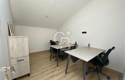 Park Caddesi'nde Prestijli Konumda, Teraslı ve Geniş Kiralık Ofis