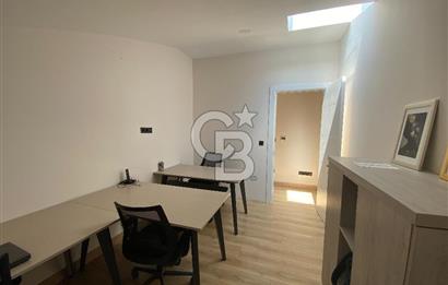 Park Caddesi'nde Prestijli Konumda, Teraslı ve Geniş Kiralık Ofis
