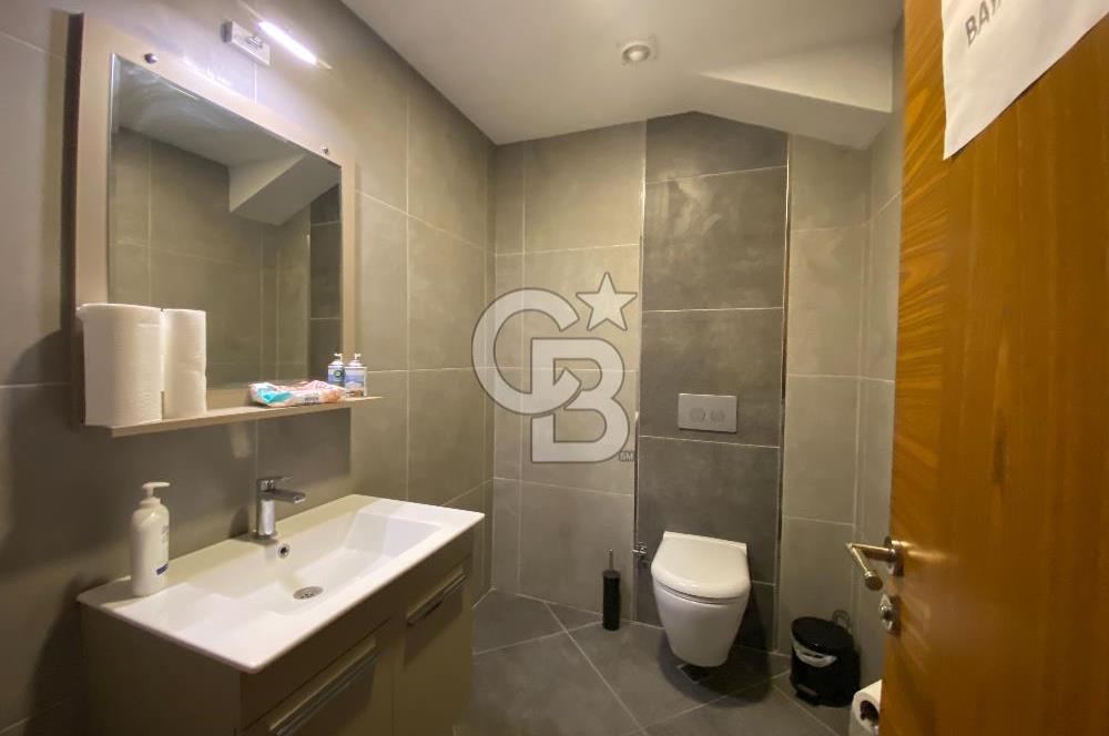 Park Caddesi'nde Prestijli Konumda, Teraslı ve Geniş Kiralık Ofis