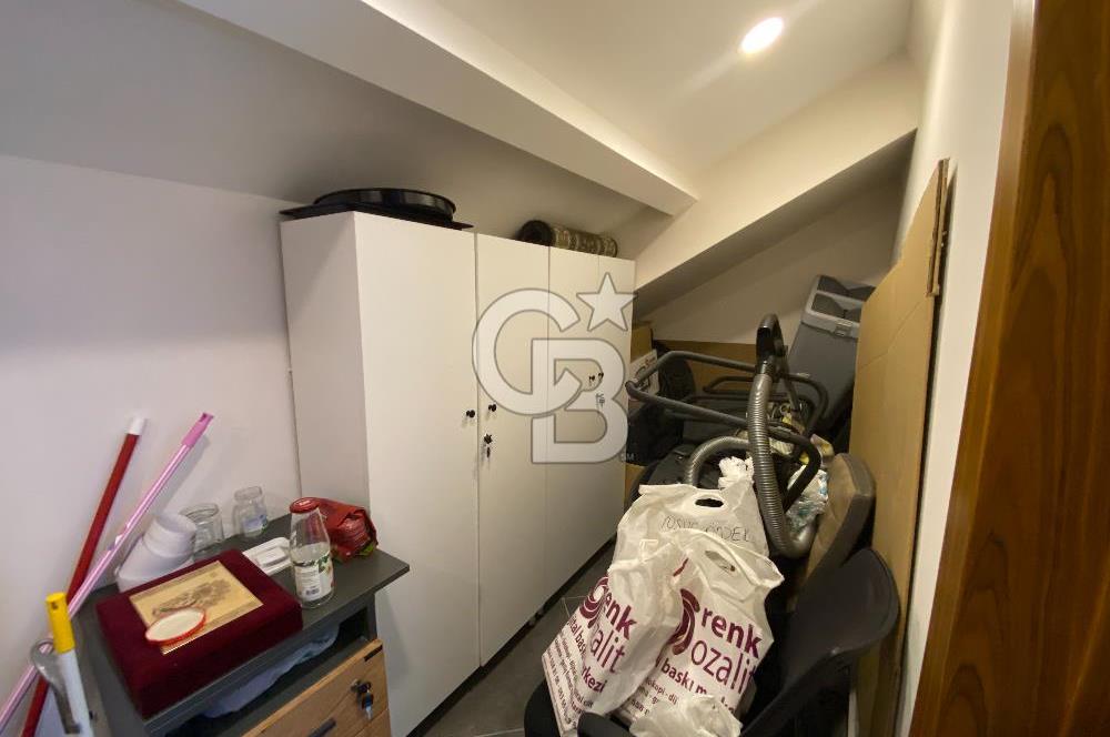 Park Caddesi'nde Prestijli Konumda, Teraslı ve Geniş Kiralık Ofis