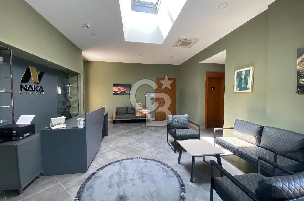 Park Caddesi'nde Prestijli Konumda, Teraslı ve Geniş Kiralık Ofis