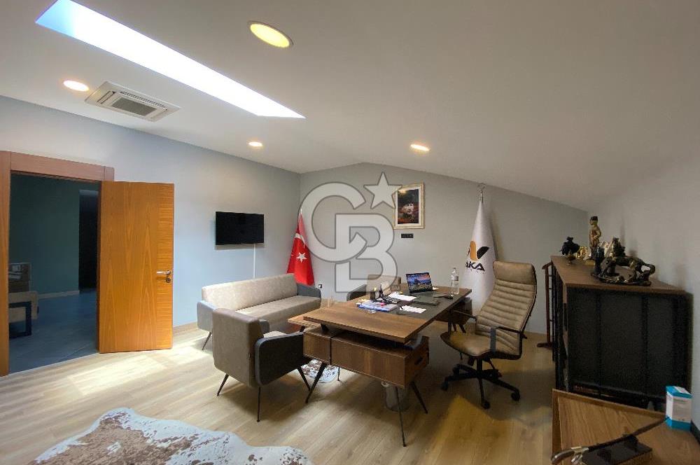 Park Caddesi'nde Prestijli Konumda, Teraslı ve Geniş Kiralık Ofis