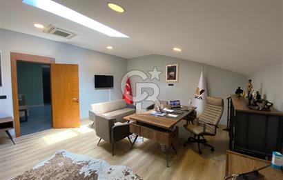 Park Caddesi'nde Prestijli Konumda, Teraslı ve Geniş Kiralık Ofis