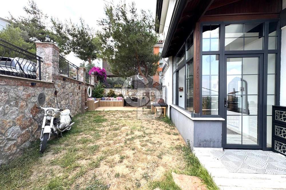 GÜRE'DE MUHTEŞEM KÖRFEZ MANZARALI 6+1 ULTRA LÜKS MÜSTAKİL VİLLA