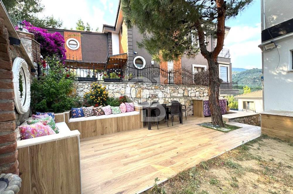 GÜRE'DE MUHTEŞEM KÖRFEZ MANZARALI 6+1 ULTRA LÜKS MÜSTAKİL VİLLA