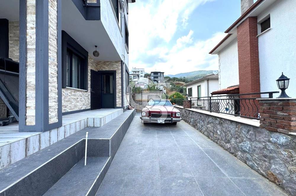 GÜRE'DE MUHTEŞEM KÖRFEZ MANZARALI 6+1 ULTRA LÜKS MÜSTAKİL VİLLA
