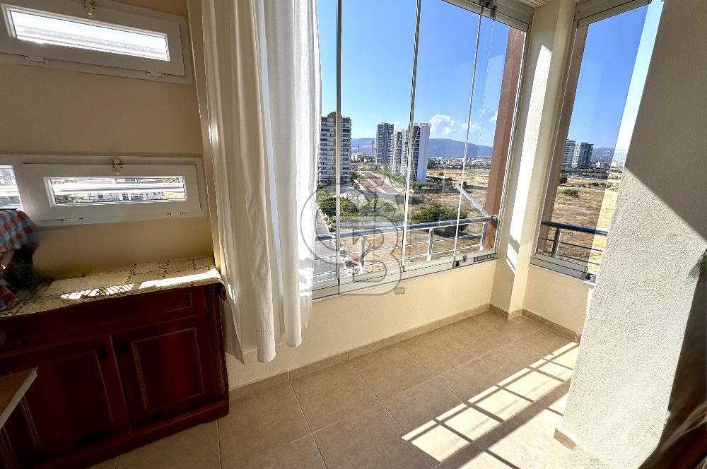 YENİŞEHİR 50.YIL MERKEZİ KONUMDA SATILIK 4+1 DAİRE 