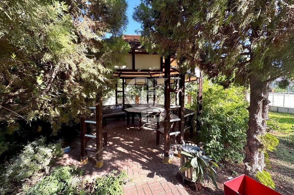 YENİŞEHİR 50.YIL MERKEZİ KONUMDA SATILIK 4+1 DAİRE 