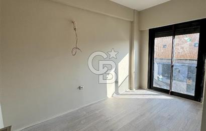 URLA KUŞÇULAR 4+1 MÜSTAKİL BAHÇE VE HAVUZLU VİLLA