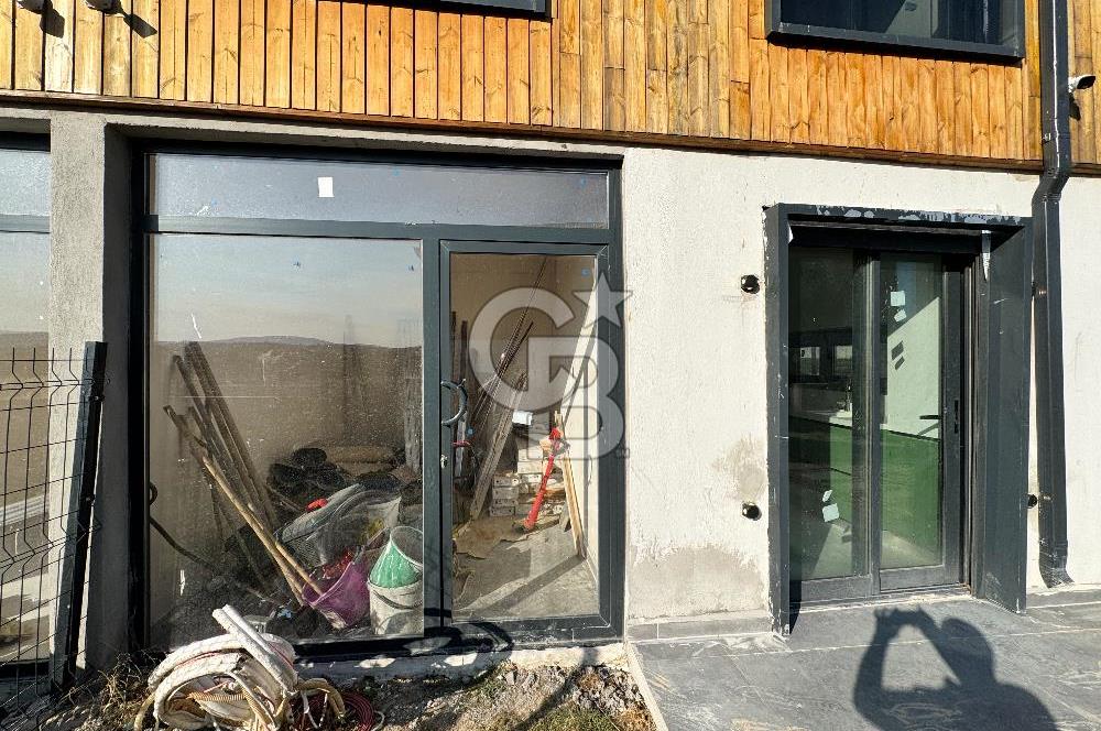 URLA KUŞÇULAR 4+1 MÜSTAKİL BAHÇE VE HAVUZLU VİLLA