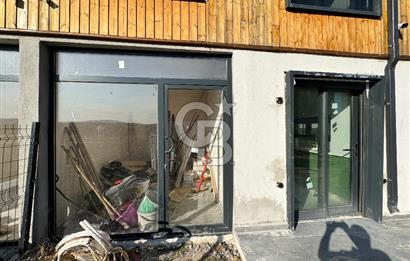 URLA KUŞÇULAR 4+1 MÜSTAKİL BAHÇE VE HAVUZLU VİLLA