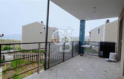 SUBUKTA GÖL MANZARALI SITE iÇERISINDE MÜSTAKIL BAHÇELI 3+1 VILLA