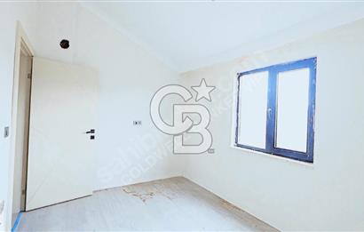 SUBUKTA GÖL MANZARALI SITE iÇERISINDE MÜSTAKIL BAHÇELI 3+1 VILLA