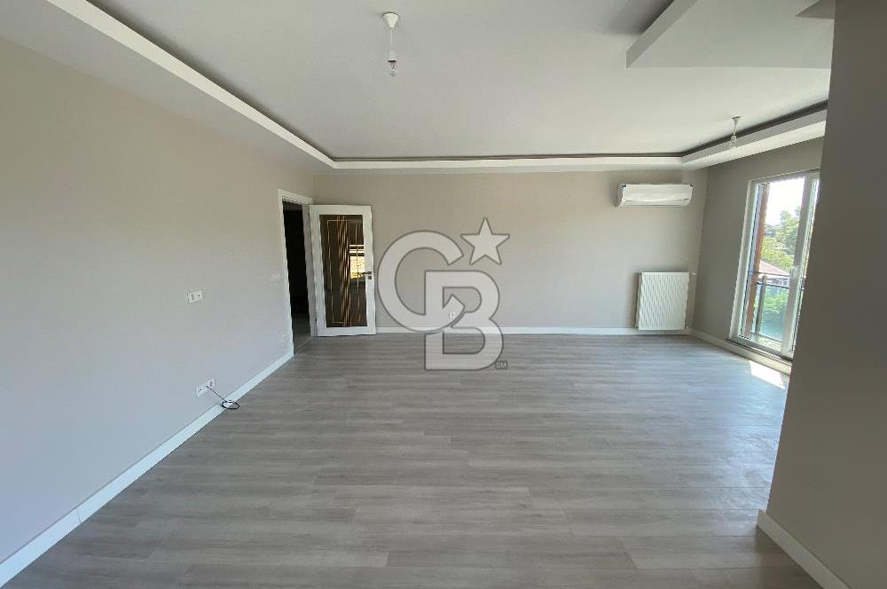 Beylikdüzü Alya Mercan Sitesinde Arakat Sıfır 3+1 Daire