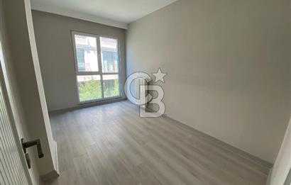 Beylikdüzü Alya Mercan Sitesinde Arakat Sıfır 3+1 Daire
